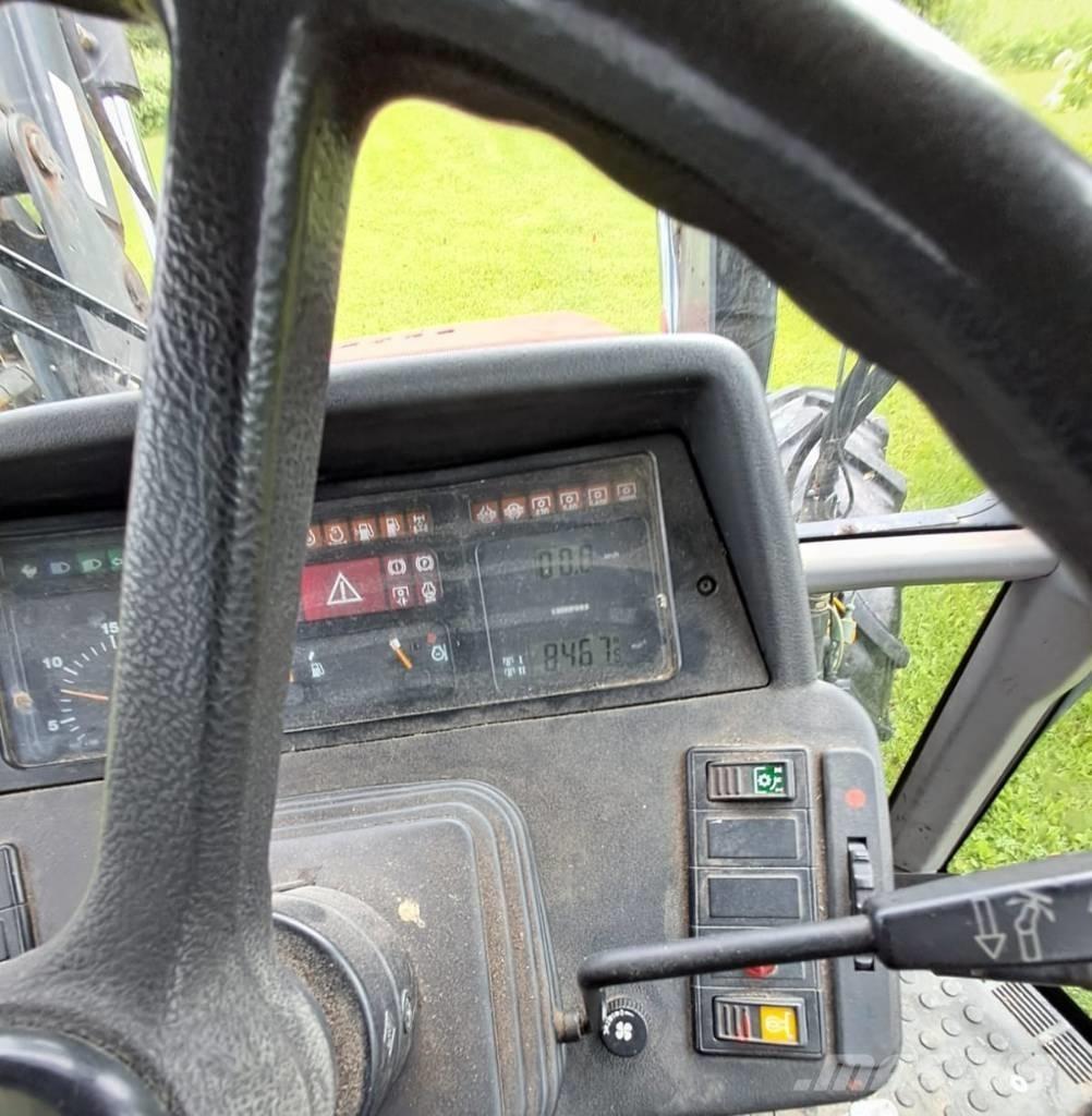 Case IH CS 86 Tractors