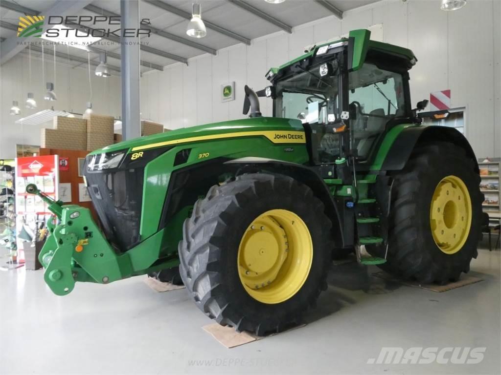 John Deere 8R 370 Tractors