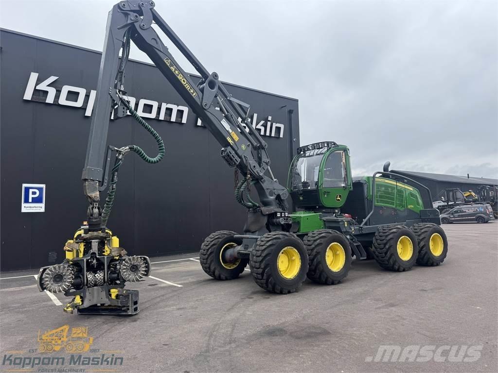 John Deere 1270G Harvesters