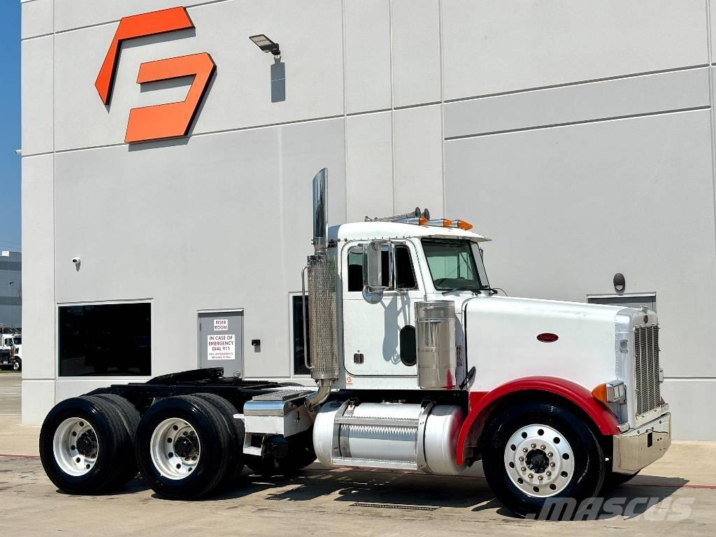 Peterbilt 378 Conventional Trucks / Tractor Trucks