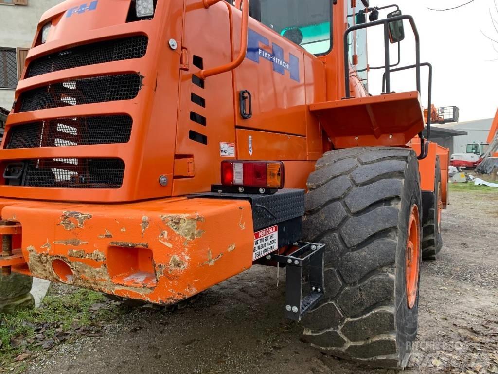 Fiat-Hitachi W230 Wheel Loaders