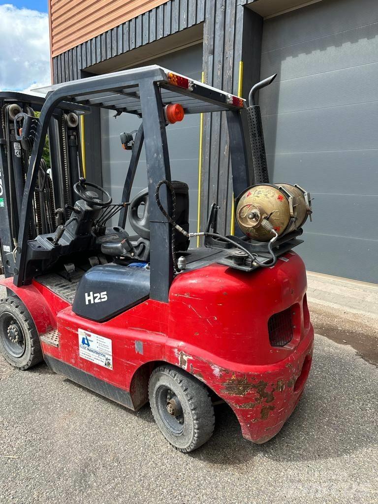  DEMO DM-H 25 VGT LPG trucks