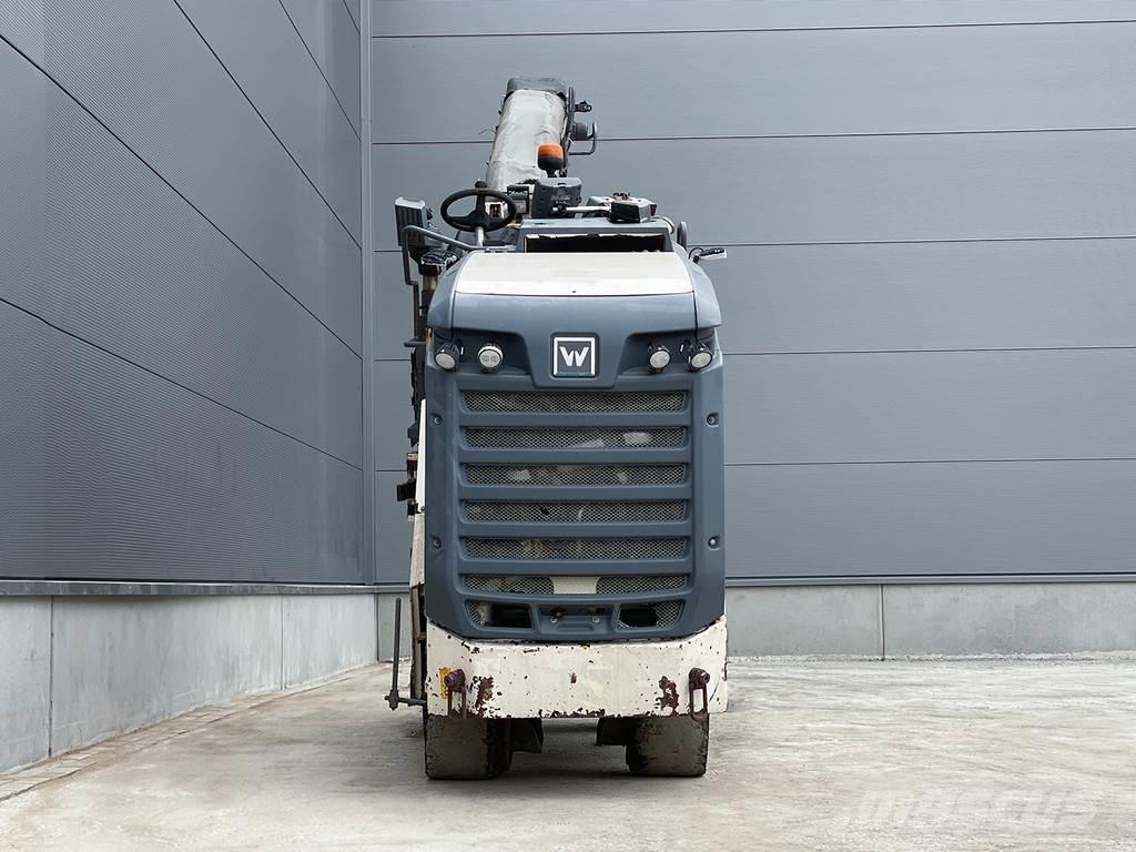 Wirtgen W 50 RI Asphalt cold milling machines