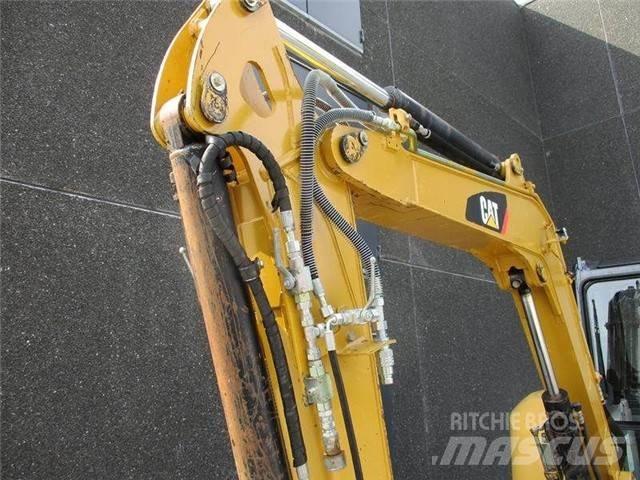 CAT 305.5 Mini Excavators <7t (Mini Diggers)