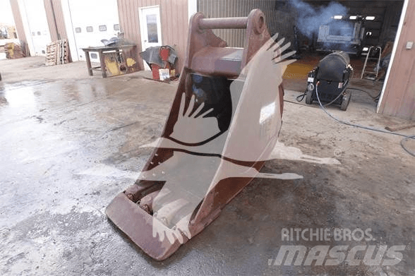 CAT TB LINKAGE Buckets