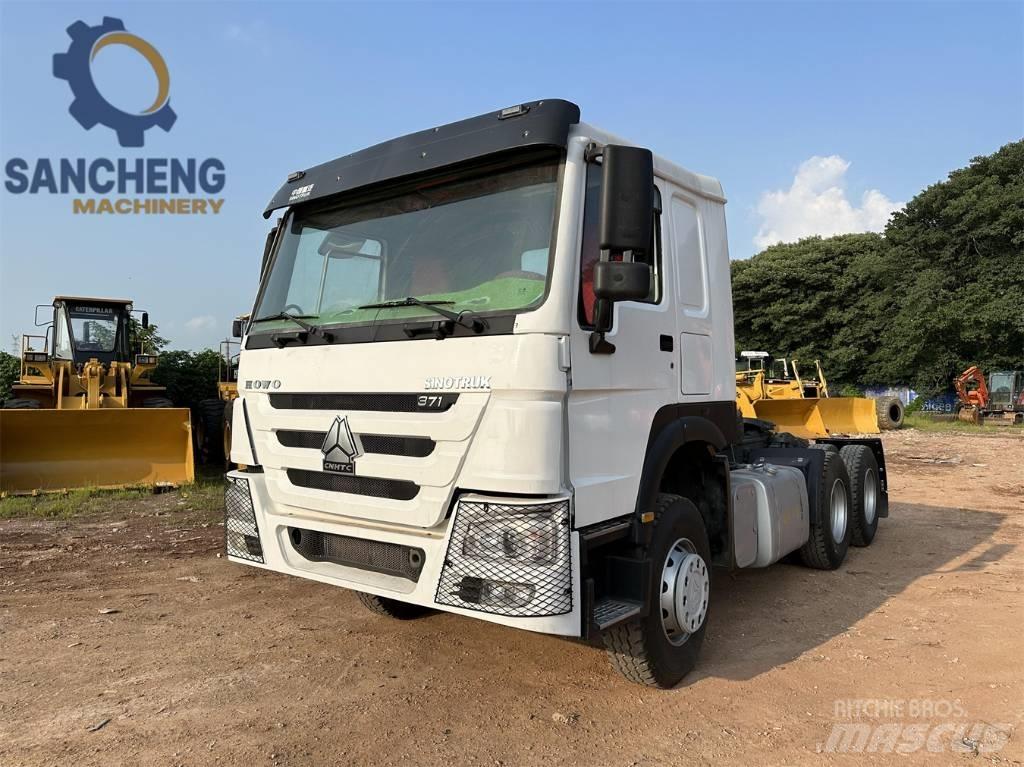 Howo 371hp Conventional Trucks / Tractor Trucks