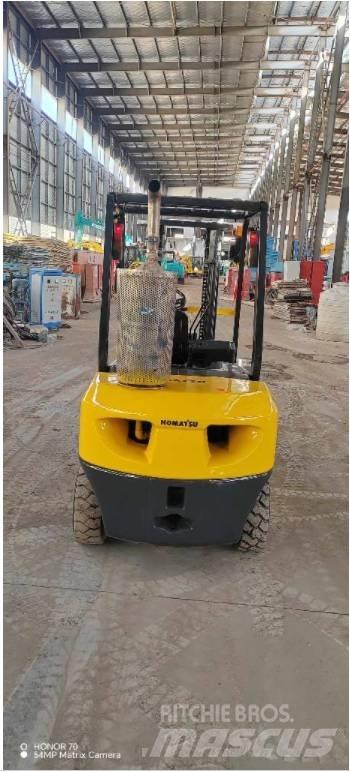 Komatsu FD 30 T-14 Diesel Forklifts