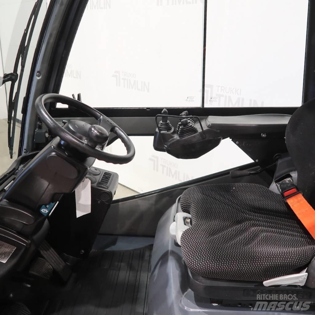 Toyota 52-8FDF25 Diesel Forklifts