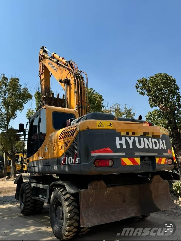 Hyundai 210W-9 Wheeled Excavators