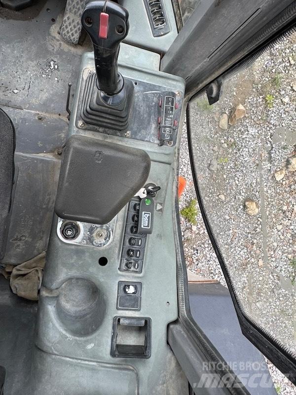Hitachi LX 290 E Wheel Loaders