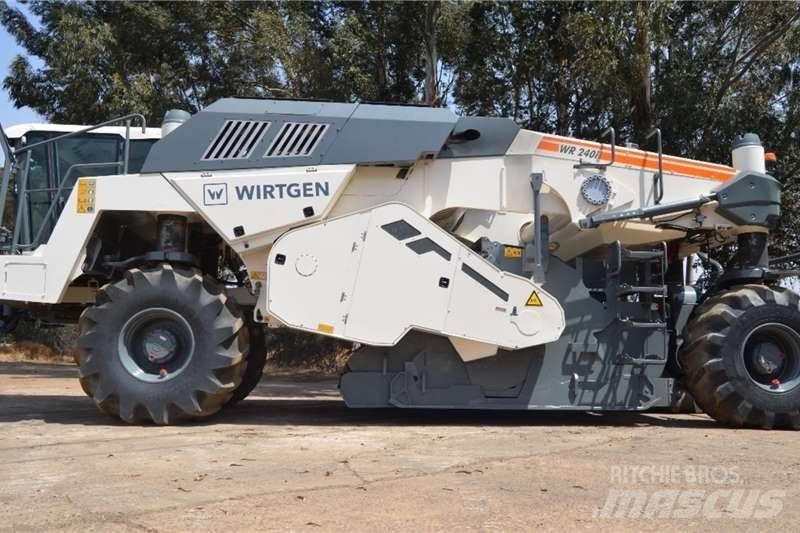 Wirtgen W240 Other Trucks