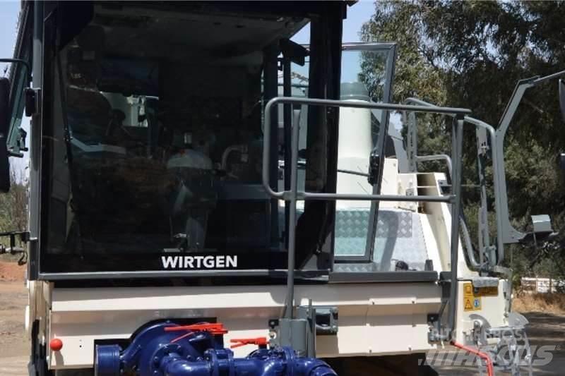 Wirtgen W240 Other Trucks