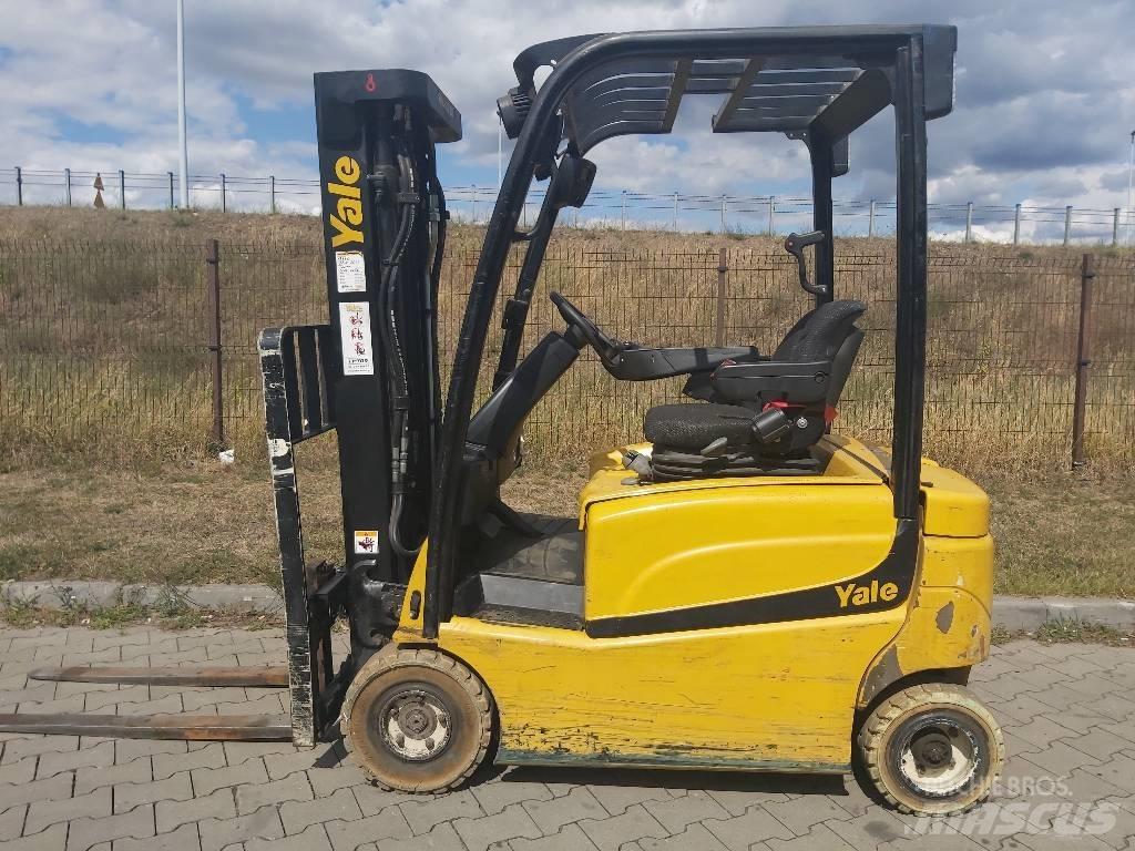 Yale ERP16VF Electric Forklifts