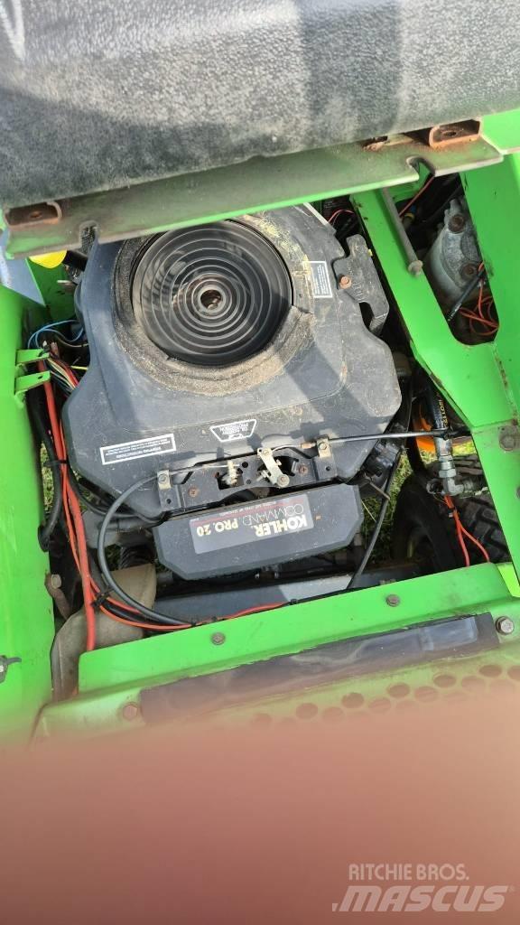 Avant 220 Multi purpose loaders