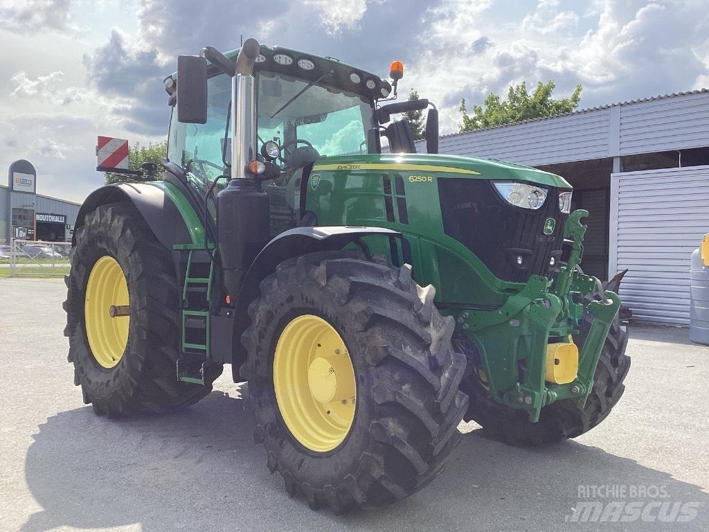 John Deere 6250 R Tractors