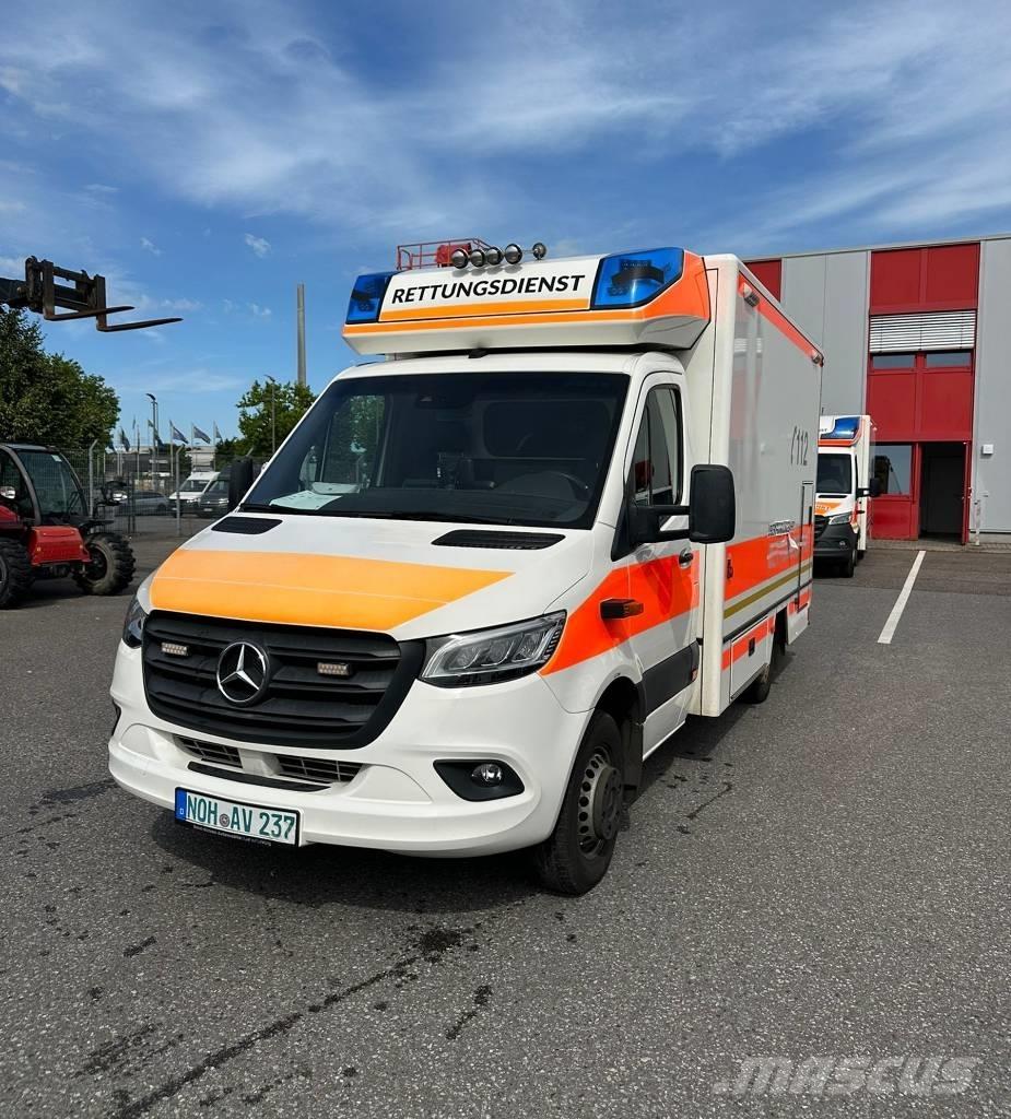 Mercedes-Benz 1000 Ambulances