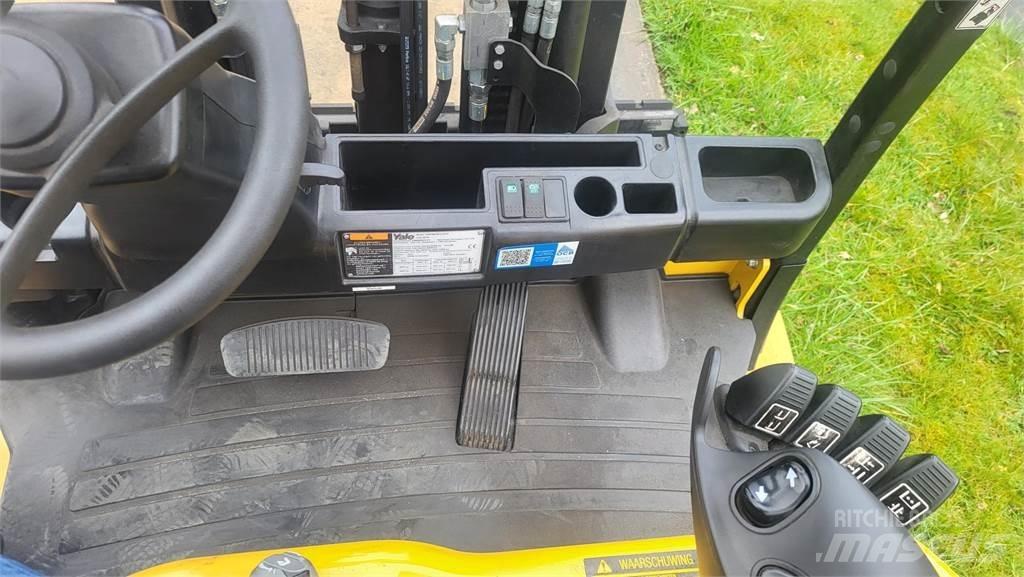 Yale ERP50VM Electric Forklifts