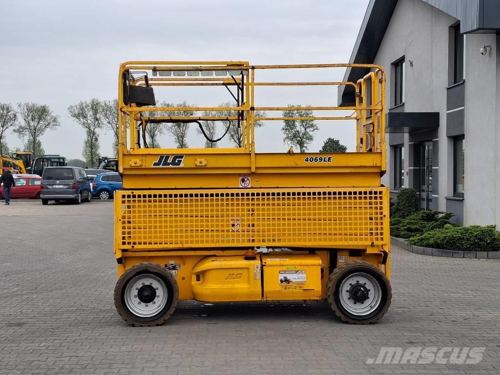 JLG 4069 LE Scissor Lifts