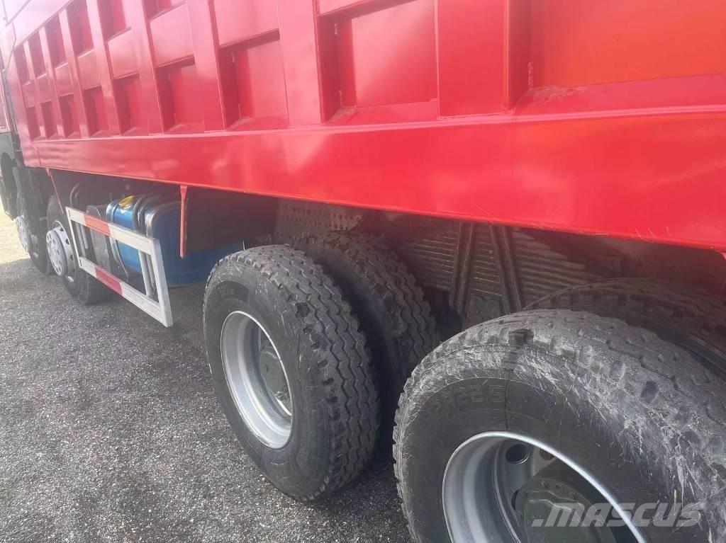 Howo 8*4 420 Dump Trucks