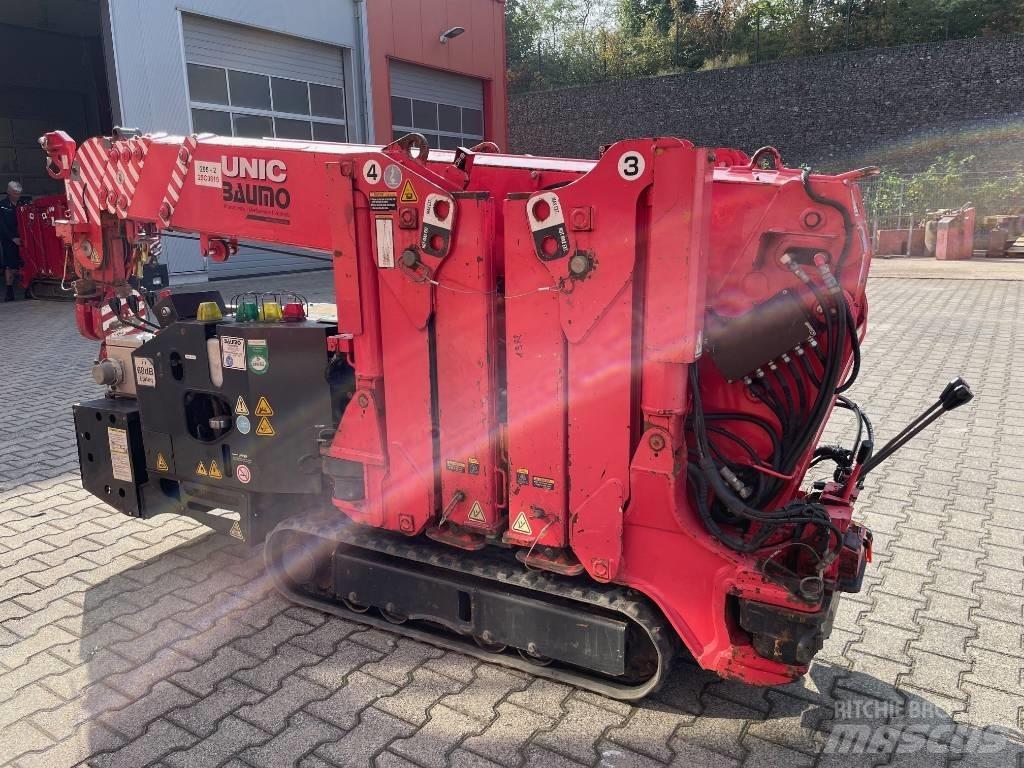 Unic URW 295 Crawler Cranes