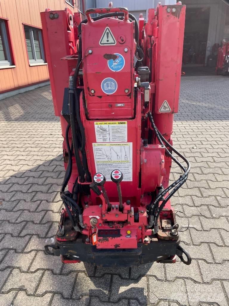 Unic URW 295 Crawler Cranes