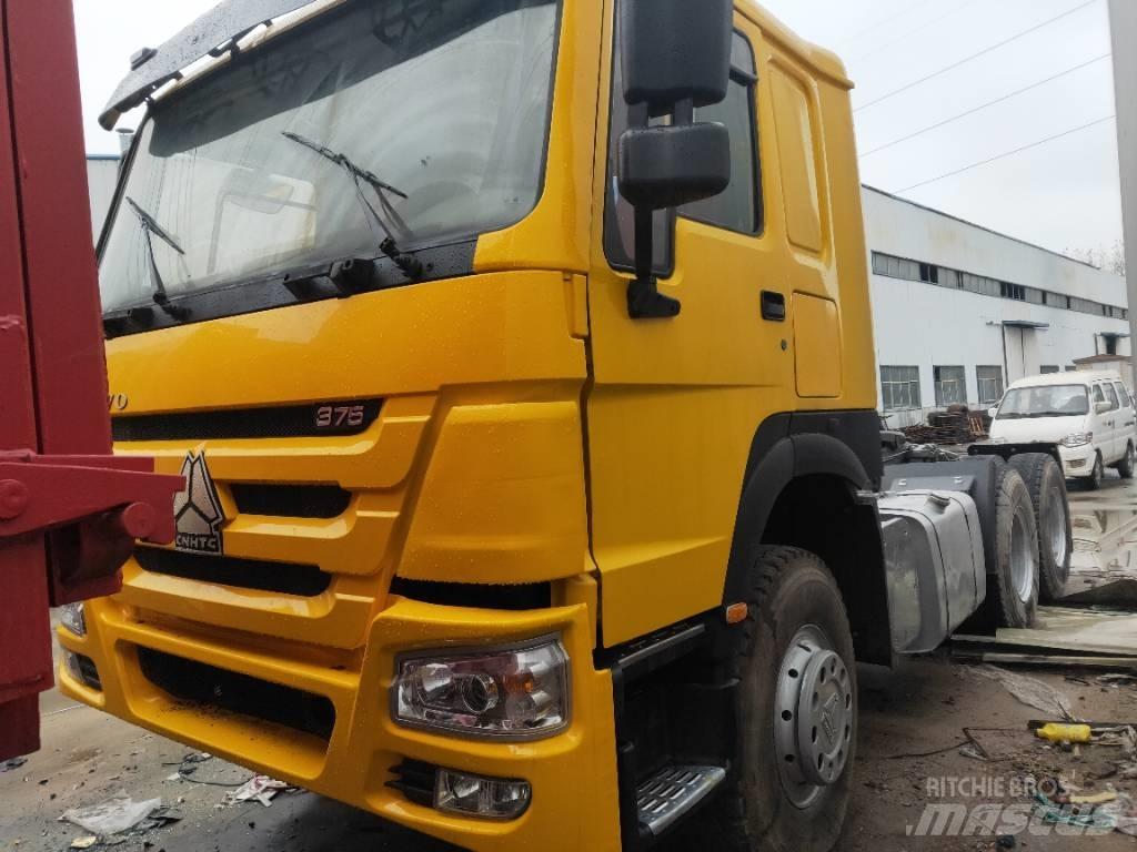 Howo 375 6x4 Conventional Trucks / Tractor Trucks