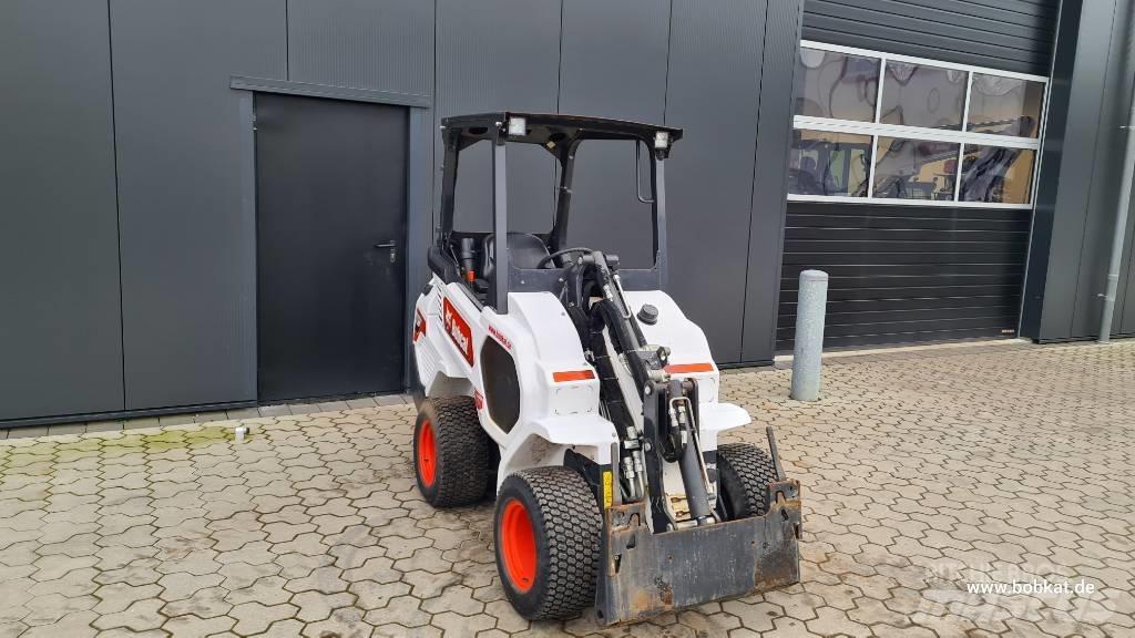 Bobcat L 28 Mini Loader