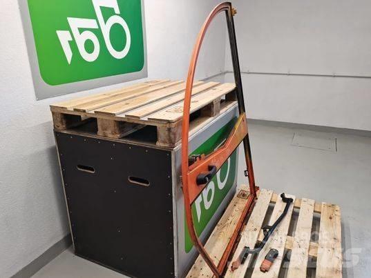JLG 307 door Forestry Cabin