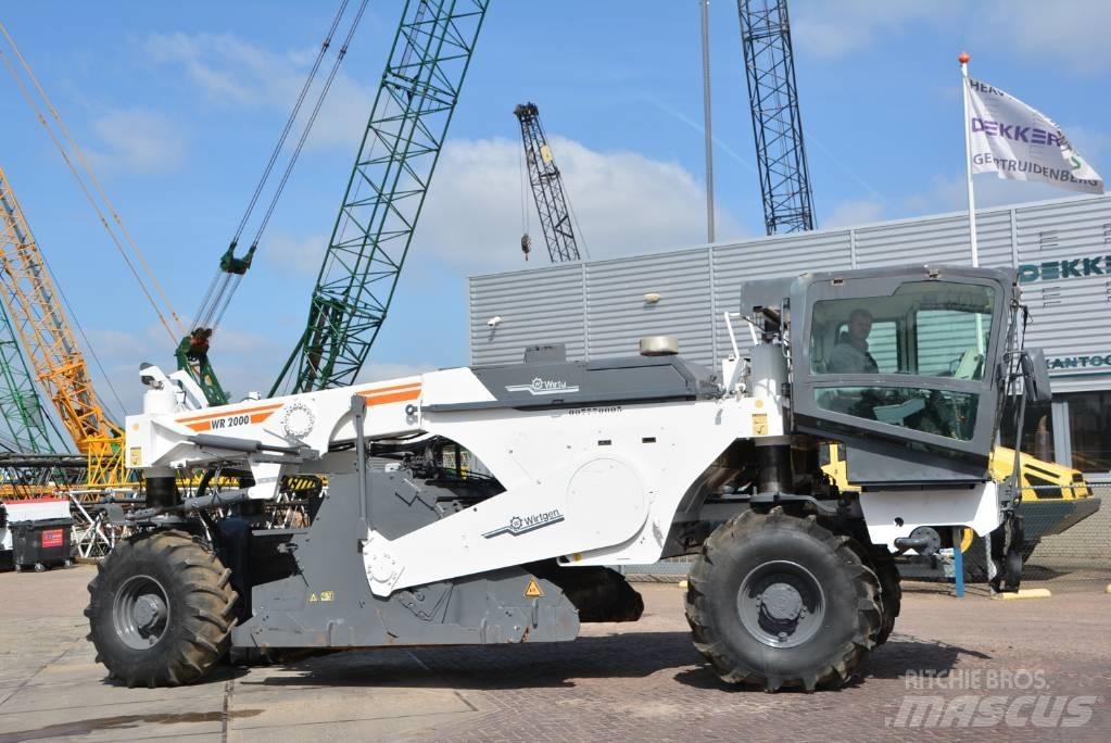 Wirtgen WR2000 Asphalt Recycling Equipment