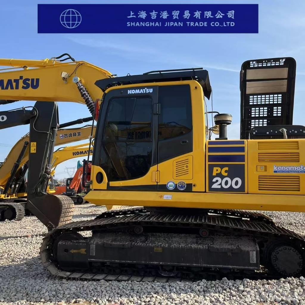 Komatsu PC 200 Crawler Excavators