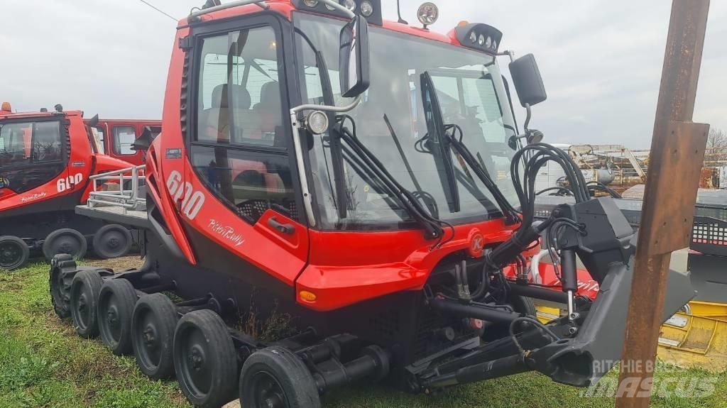  PistenBully  600 Snow Grooming Equipment