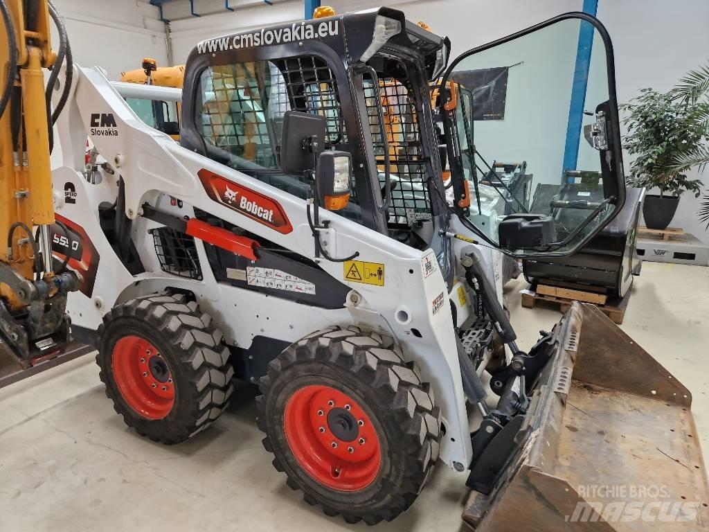 Bobcat S 590 Skid Steer Loaders