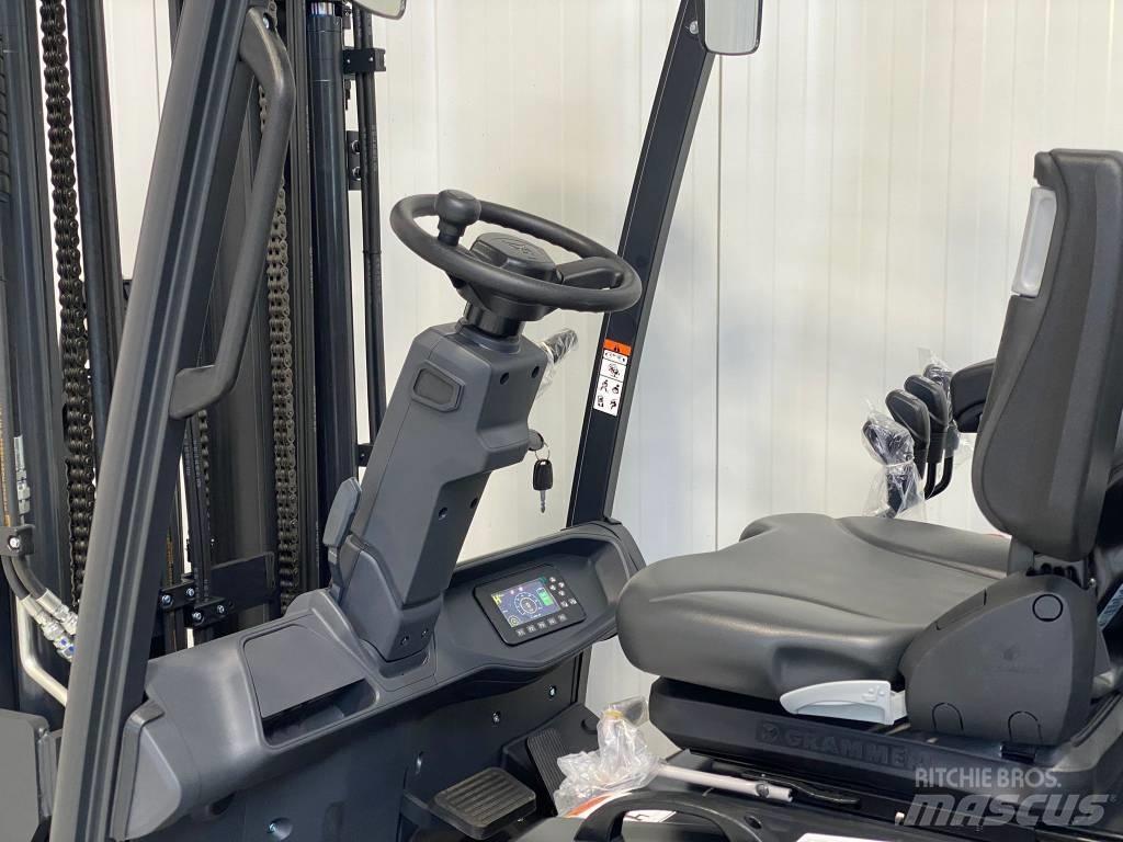 Bobcat B25NS Electric Forklifts