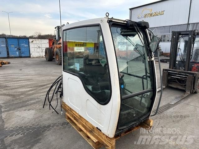 Liebherr R 317 CAB Forestry Cabin