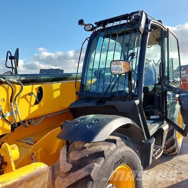 JCB 533-105 Telescopic Handlers