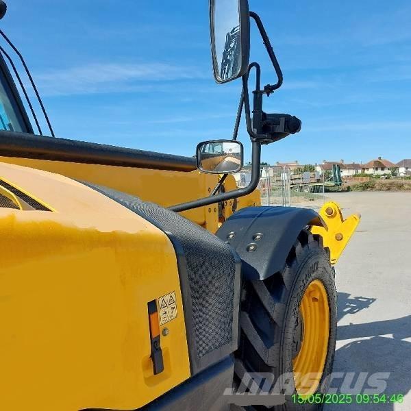 JCB 533-105 Telescopic Handlers