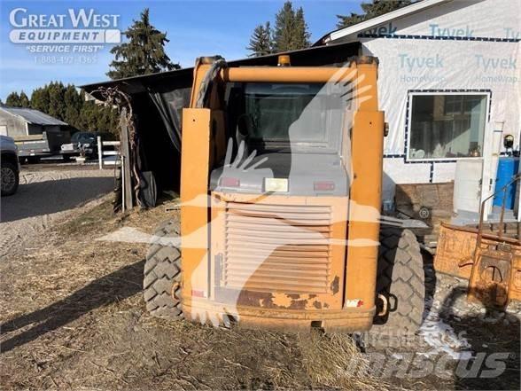 CASE 95XT Skid Steer Loaders