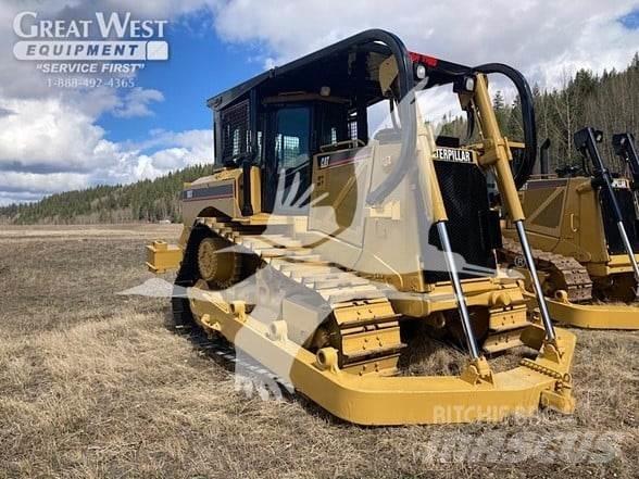 CAT D8T Crawler dozers