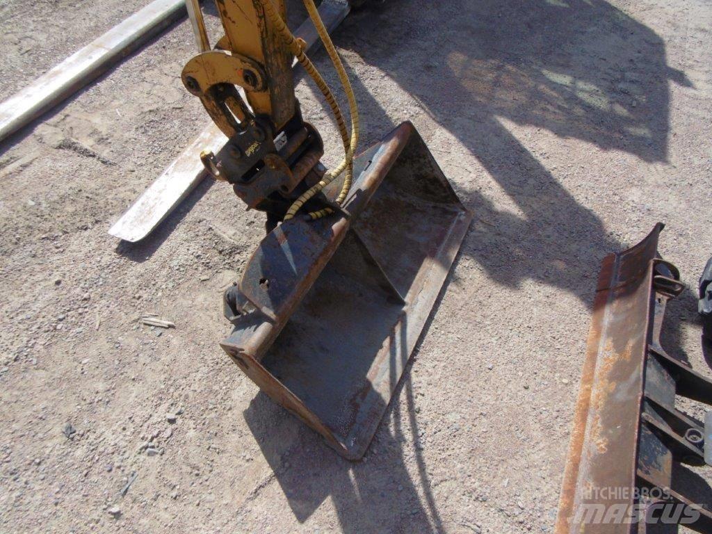 CAT Minigrävare Mini Excavators <7t (Mini Diggers)