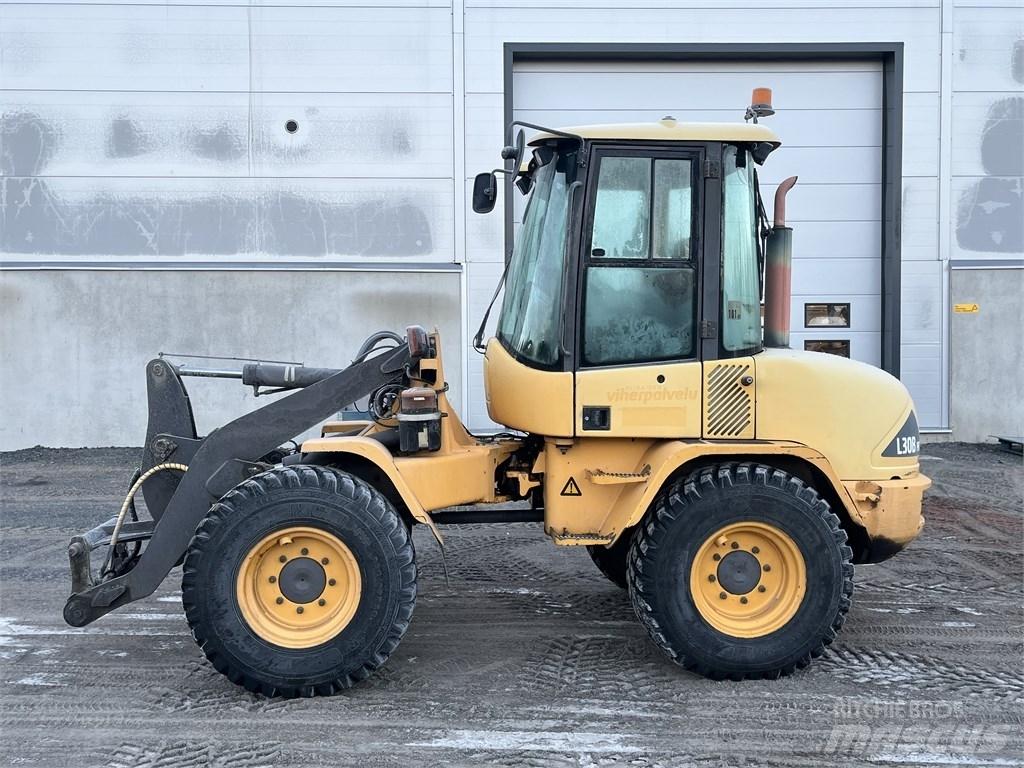 Volvo L 30 B Wheel Loaders