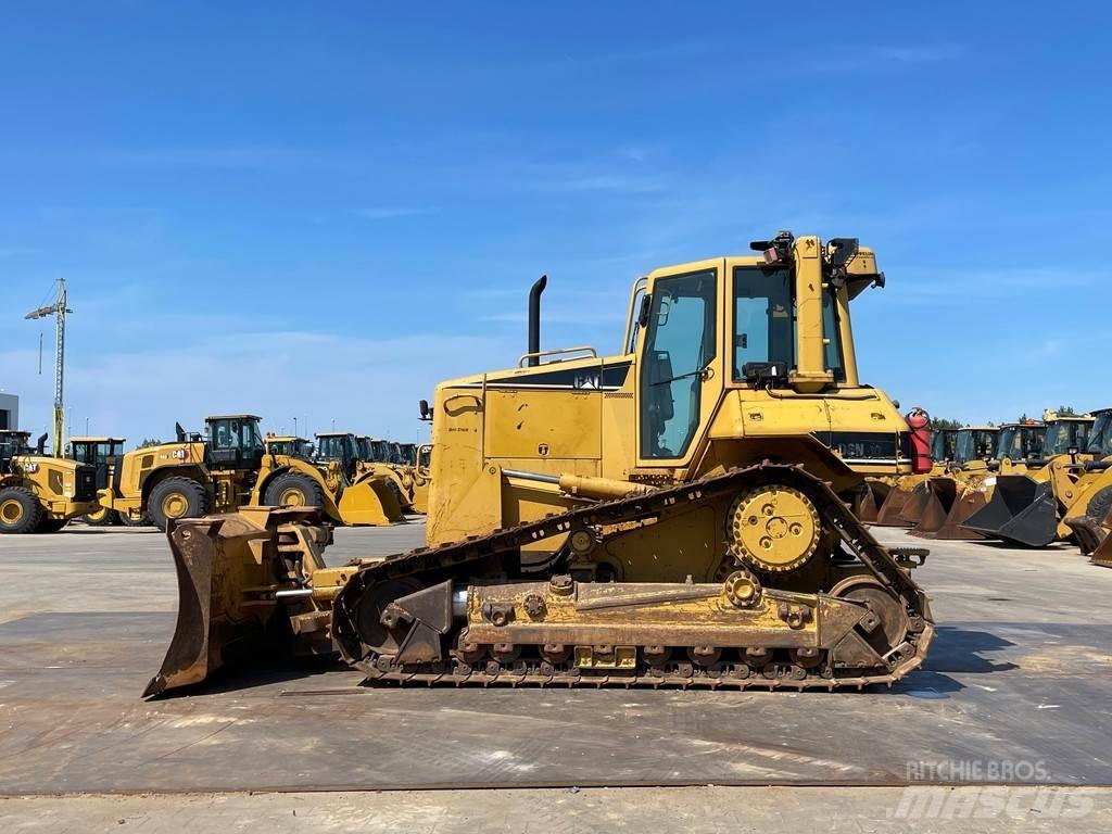 CAT D6N XL Crawler dozers
