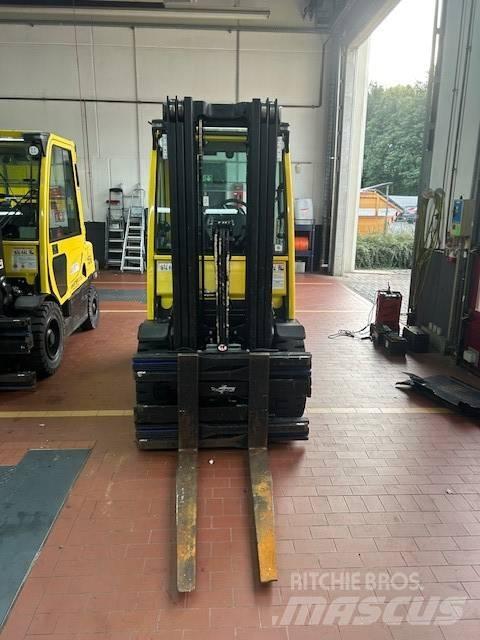 Hyster H 2.5 FT Diesel Forklifts