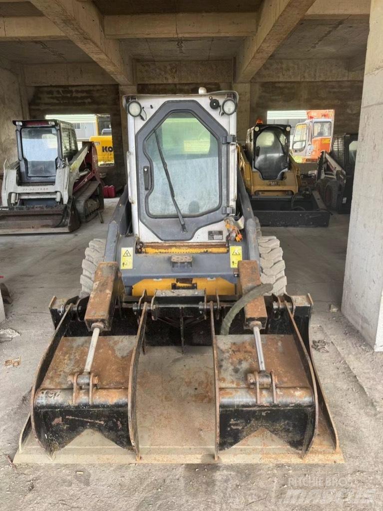 LiuGong 375B Skid Steer Loaders