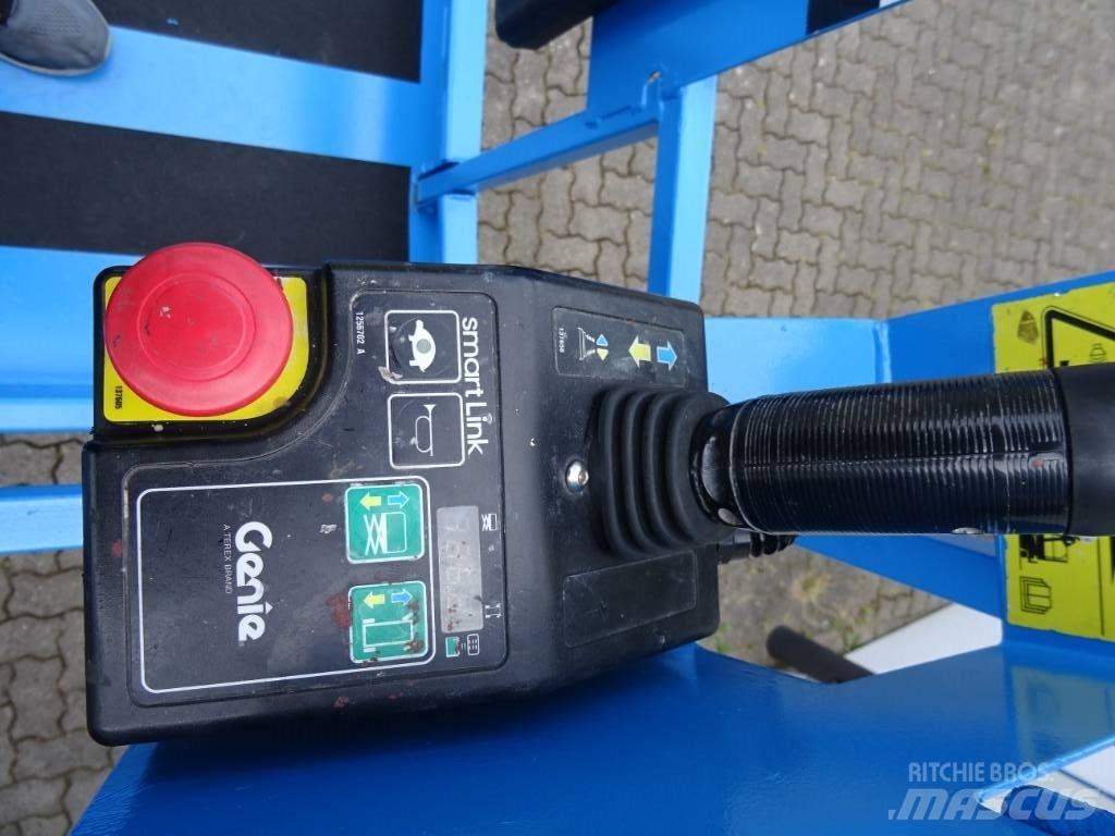 Genie GS 3246 Scissor Lifts
