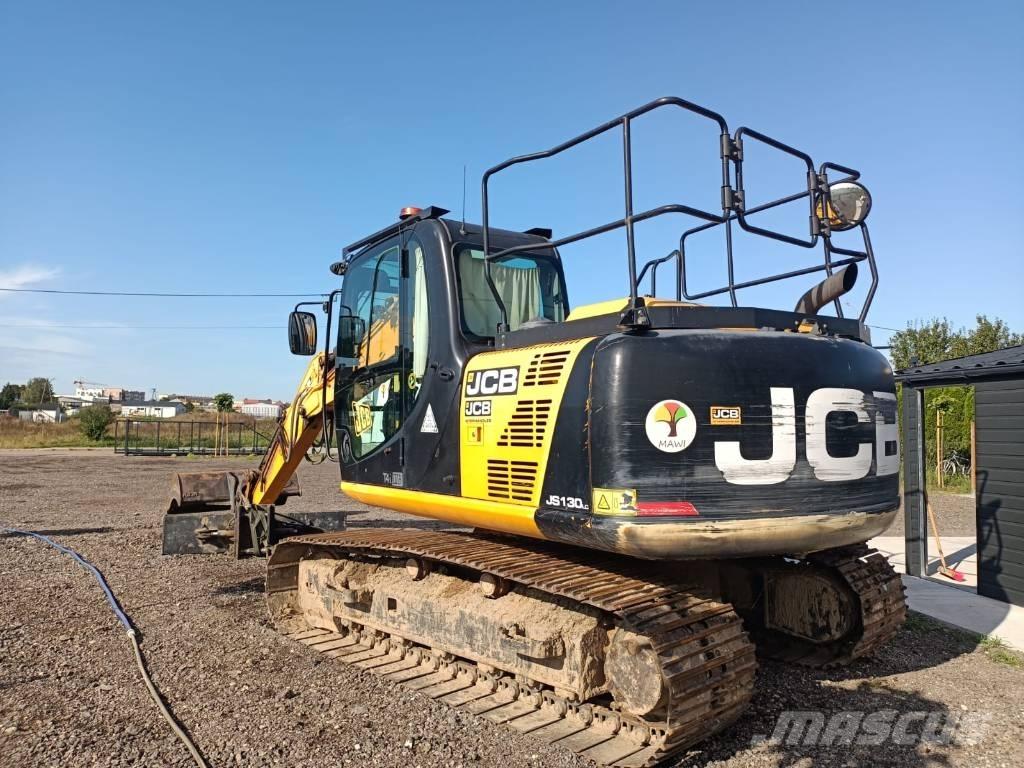 JCB JS 130 Crawler Excavators