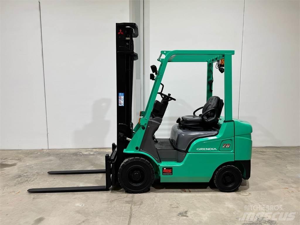 Mitsubishi FD20NT Diesel Forklifts