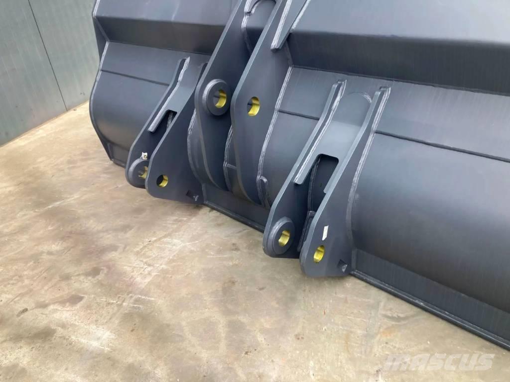 Volvo L120E Buckets