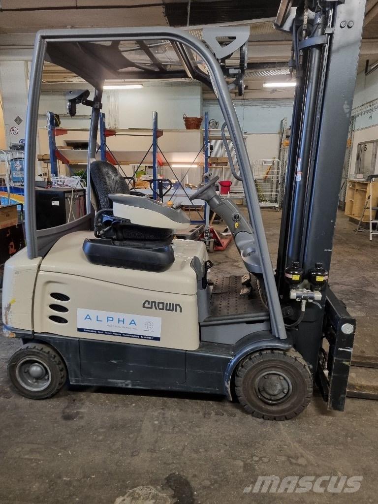 Crown SC 6000 1.6 Electric Forklifts
