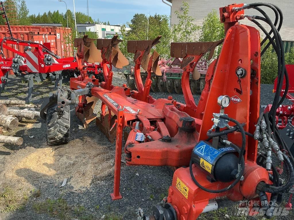 Kuhn Vari-Master 123 Reversible ploughs