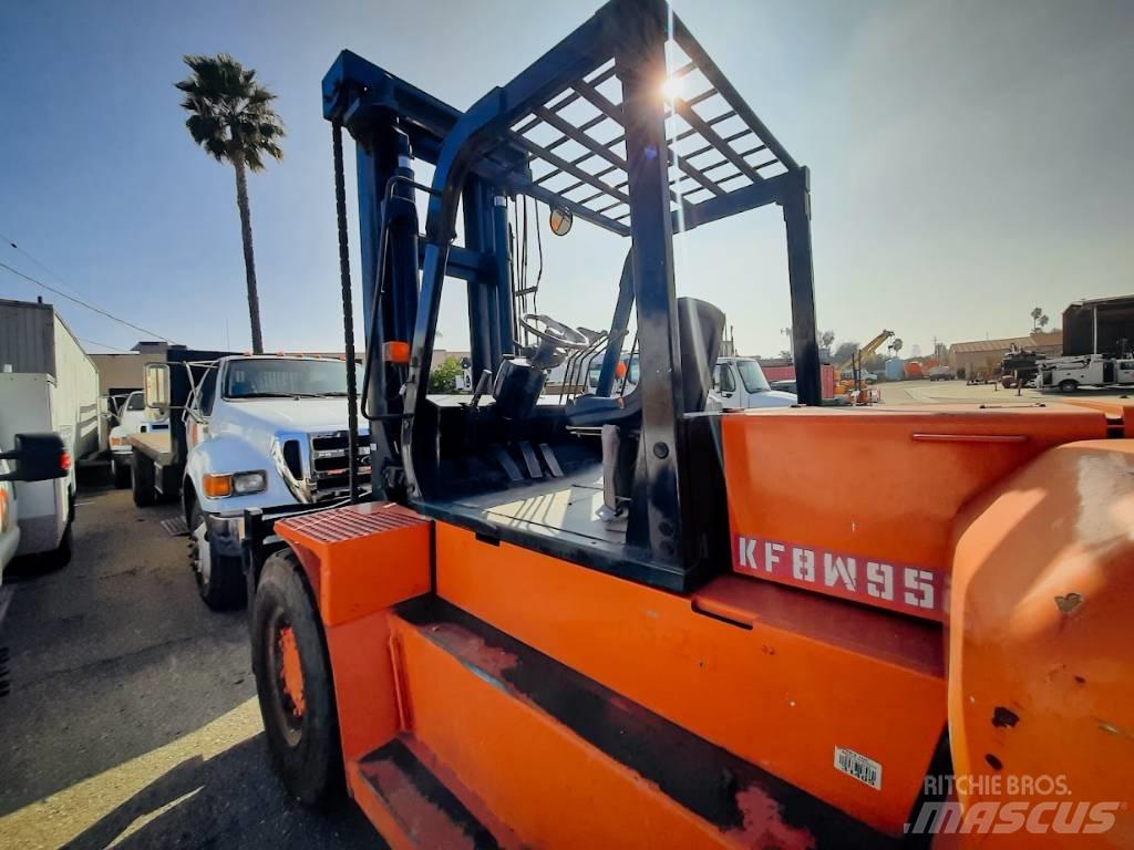 Komatsu FD 115 Misc Forklifts